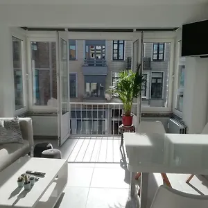 Louis Place Oostende